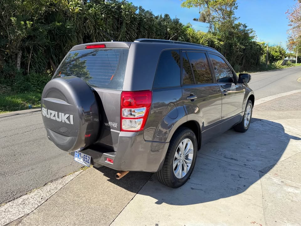 2017 Suzuki Vitara - foto 2
