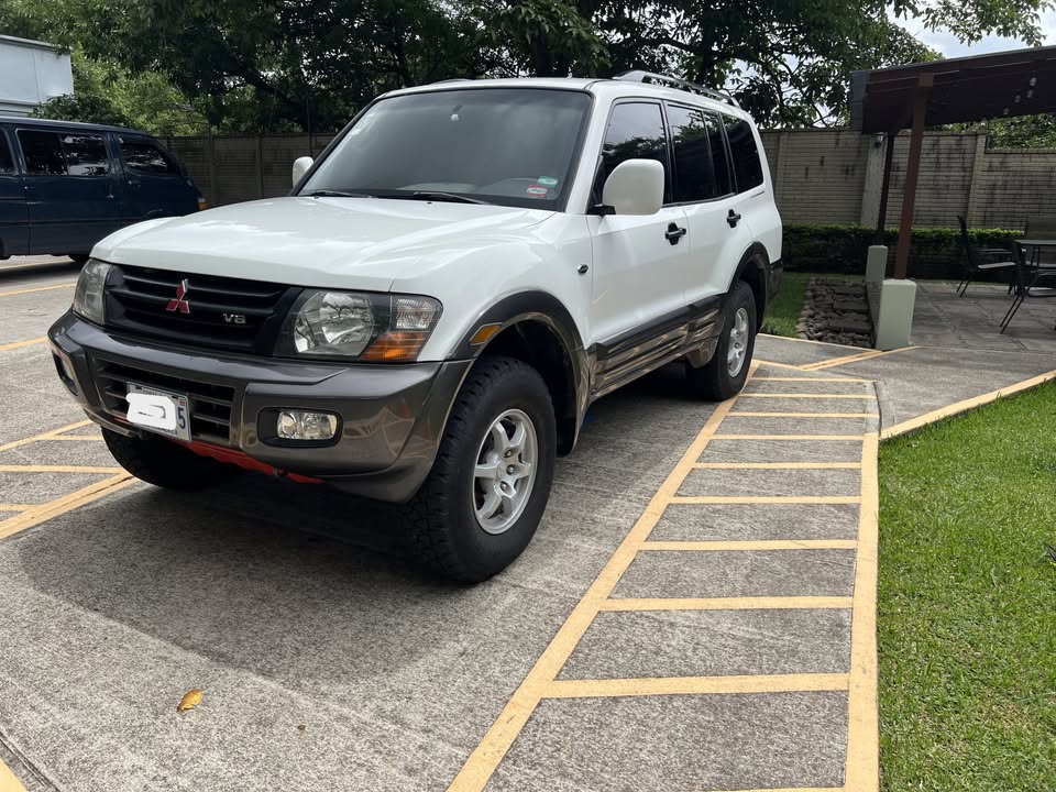 2001 Mitsubishi Montero - foto 5