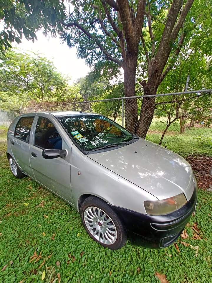2002 Fiat Punto