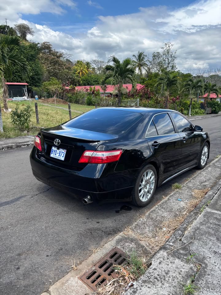 2008 Toyota Camry - foto 2