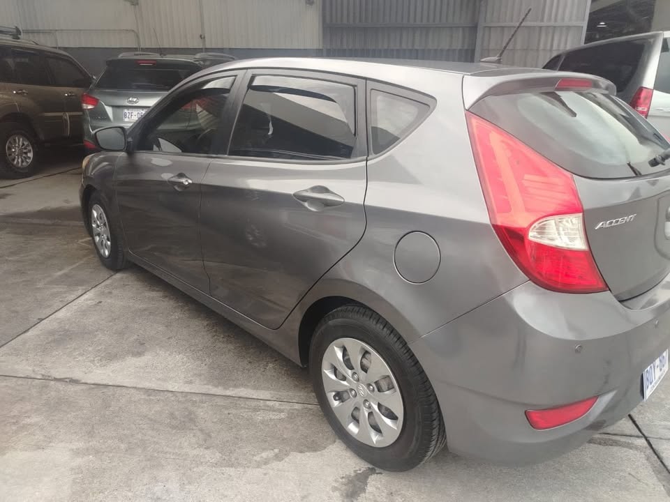 2015 Hyundai Accent - foto 2