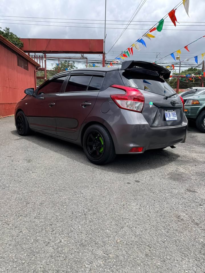 2017 Toyota Yaris - foto 4