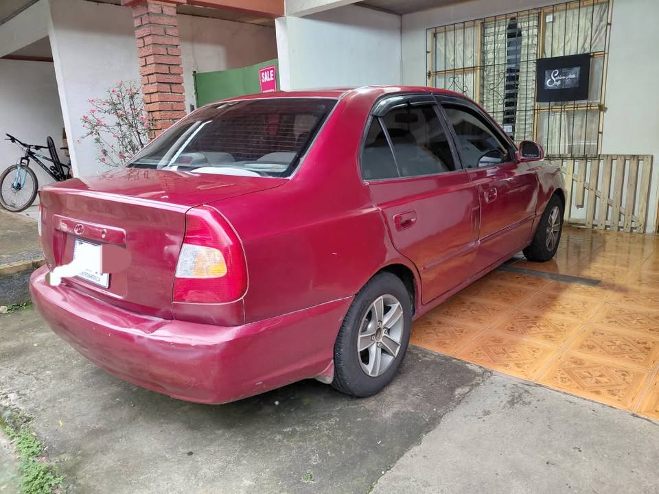 2002 Hyundai Accent - foto 5