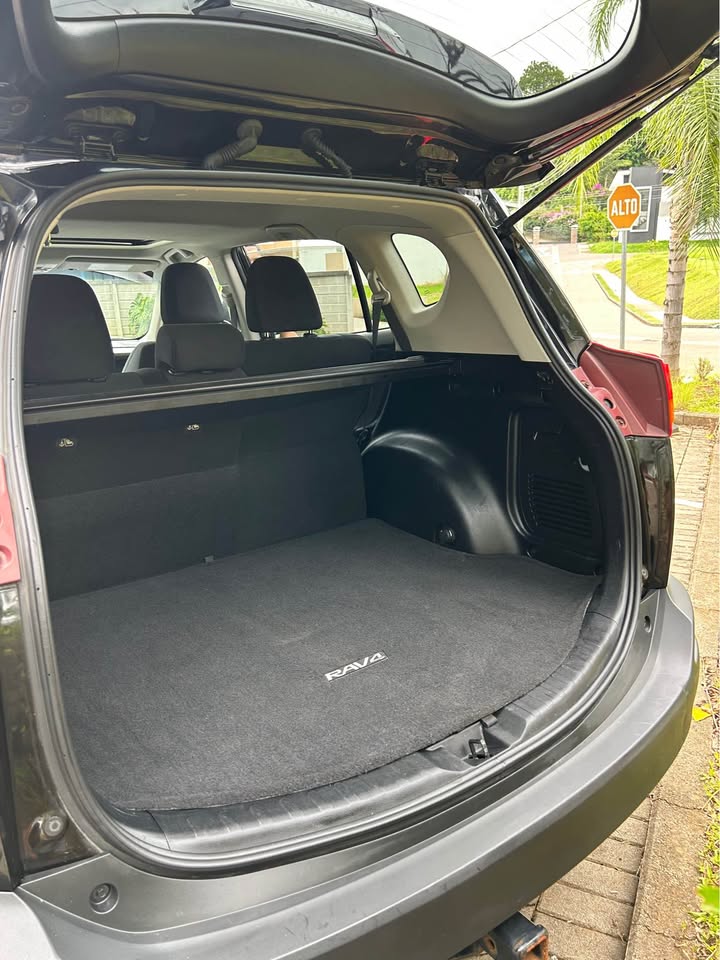 2013 Toyota RAV4 - foto 5