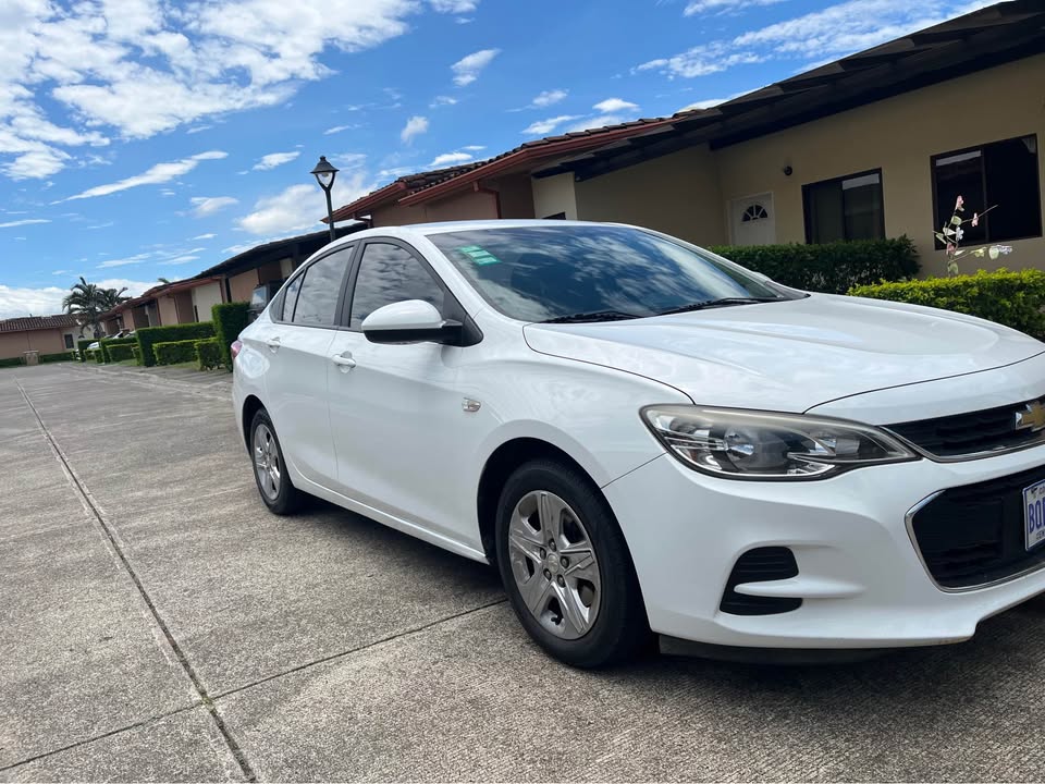 2018 Chevrolet Cavalier - foto 2