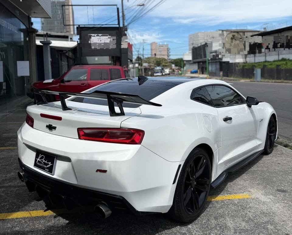 2017 Chevrolet Camaro - foto 2