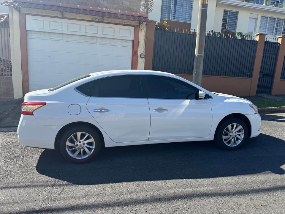 2016 Nissan Sentra - foto 3