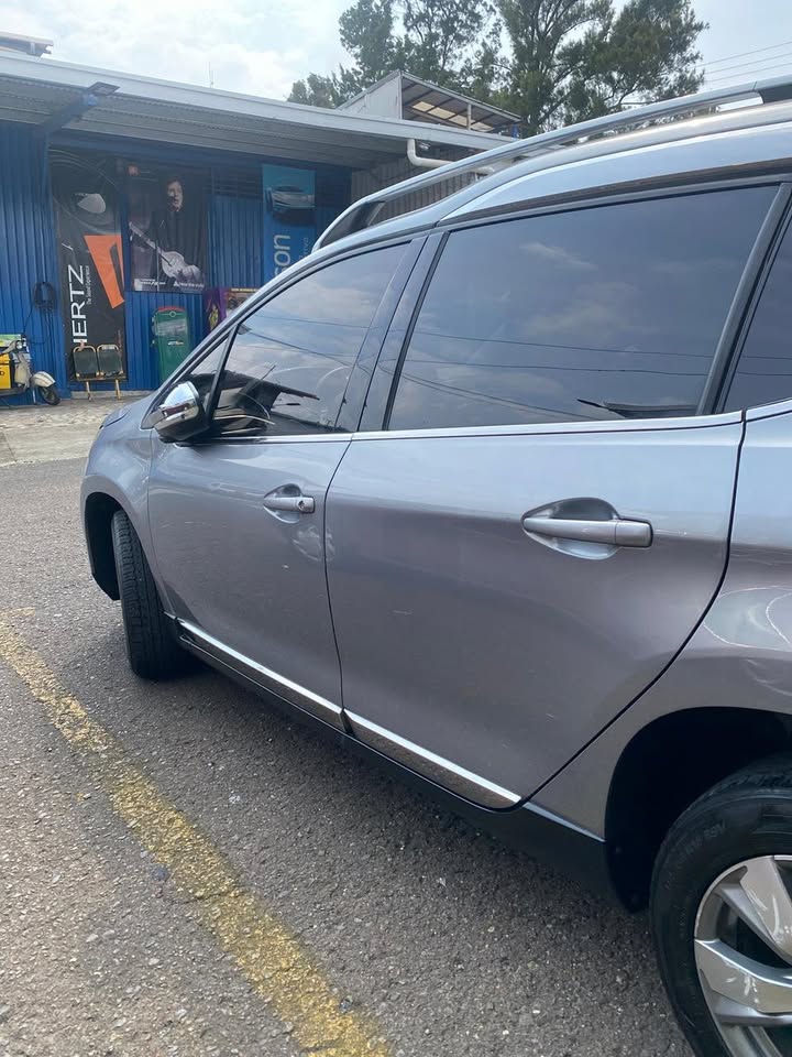 2008 Peugeot 2008 - foto 5