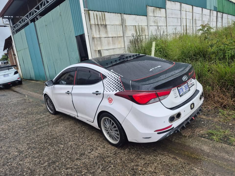 2016 Hyundai Elantra - foto 3