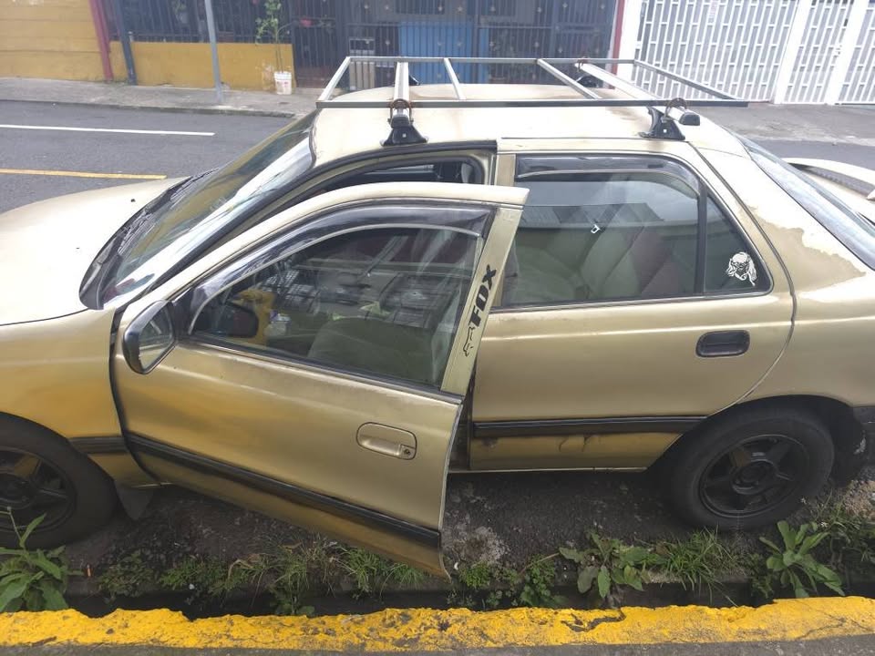 1993 Hyundai Elantra - foto 5