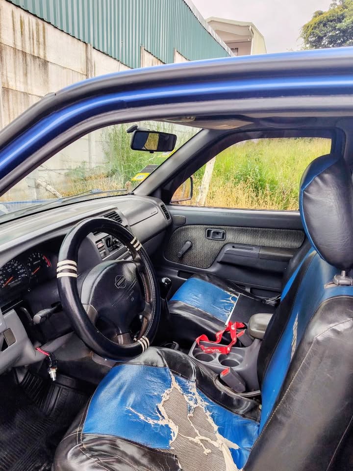 1998 Nissan Frontier - foto 5