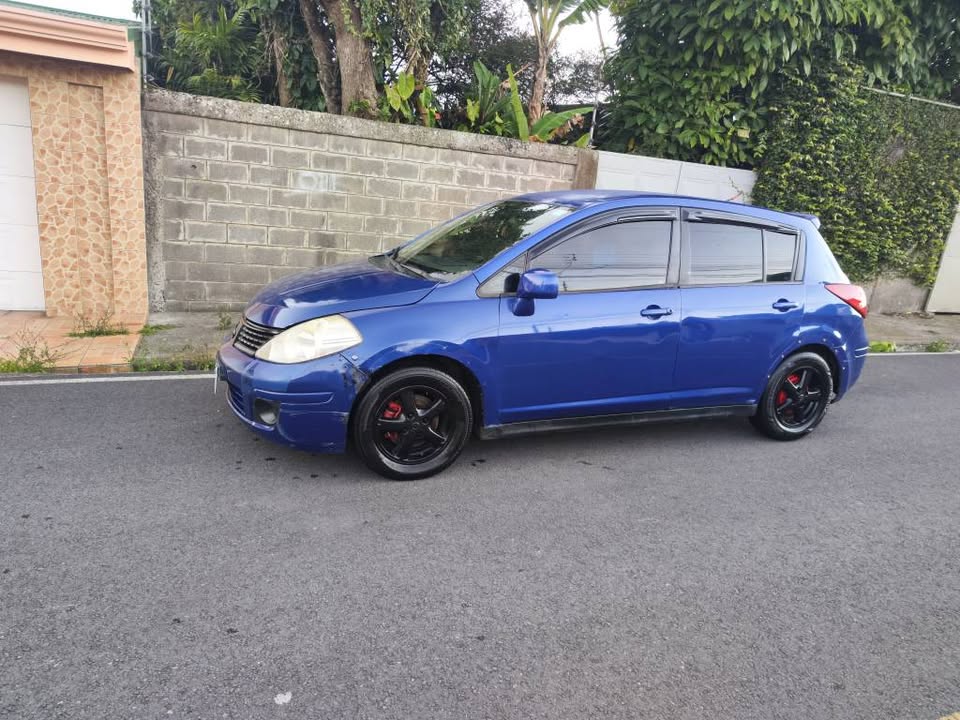 2009 Nissan Versa - foto 5