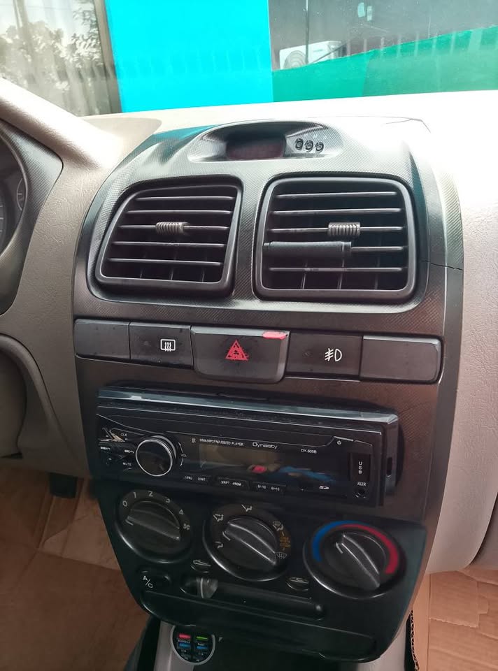 2001 Hyundai Other - foto 3