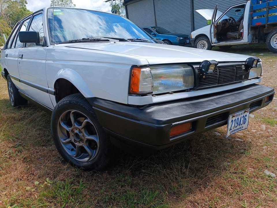 1987 Nissan Sentra - foto 5