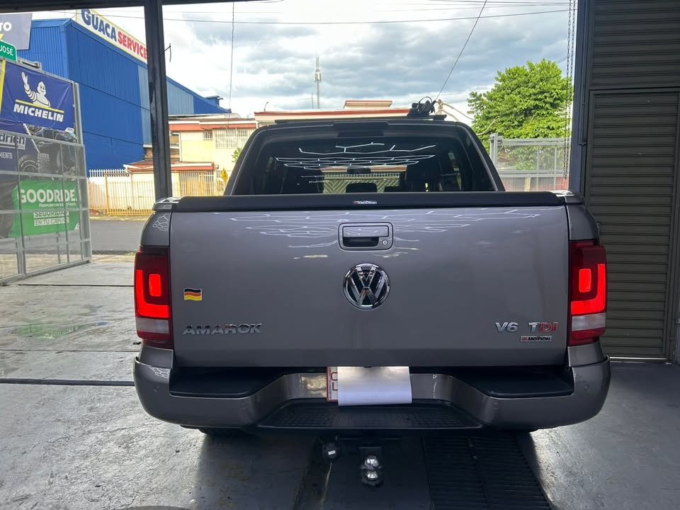 2015 Volkswagen Amarok - foto 3