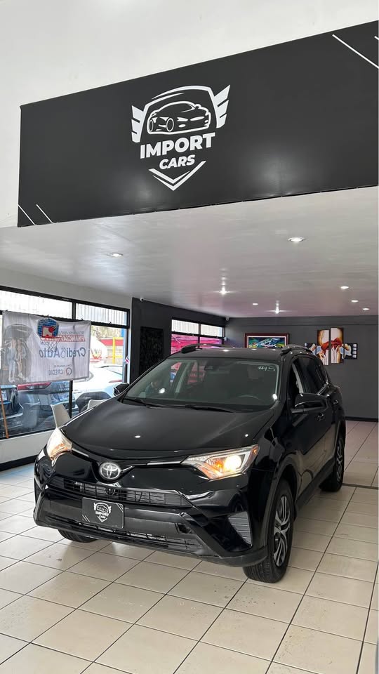 2018 Toyota RAV4 - foto 2