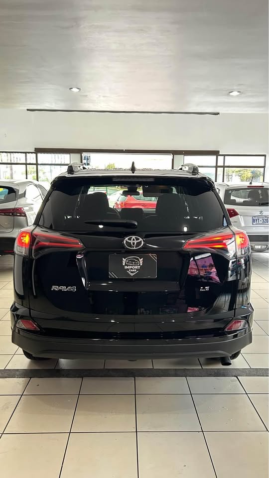 2018 Toyota RAV4 - foto 5