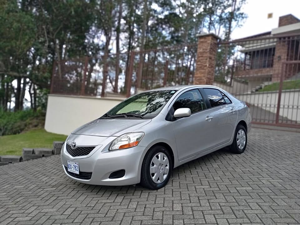 2010 Toyota Yaris