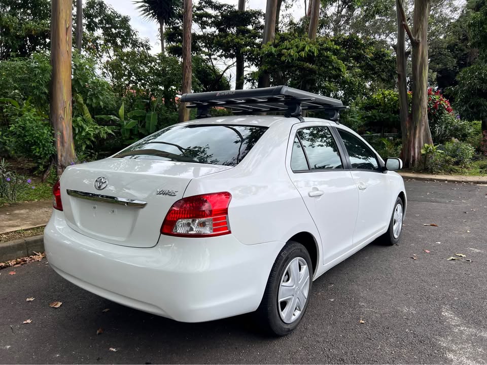 2012 Toyota Yaris - foto 5