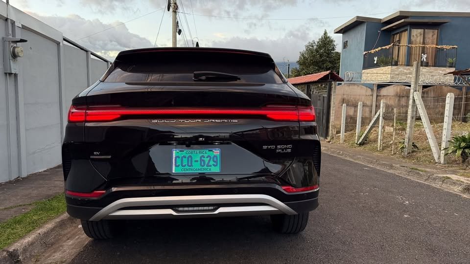 2025 BYD Song Plus - foto 2
