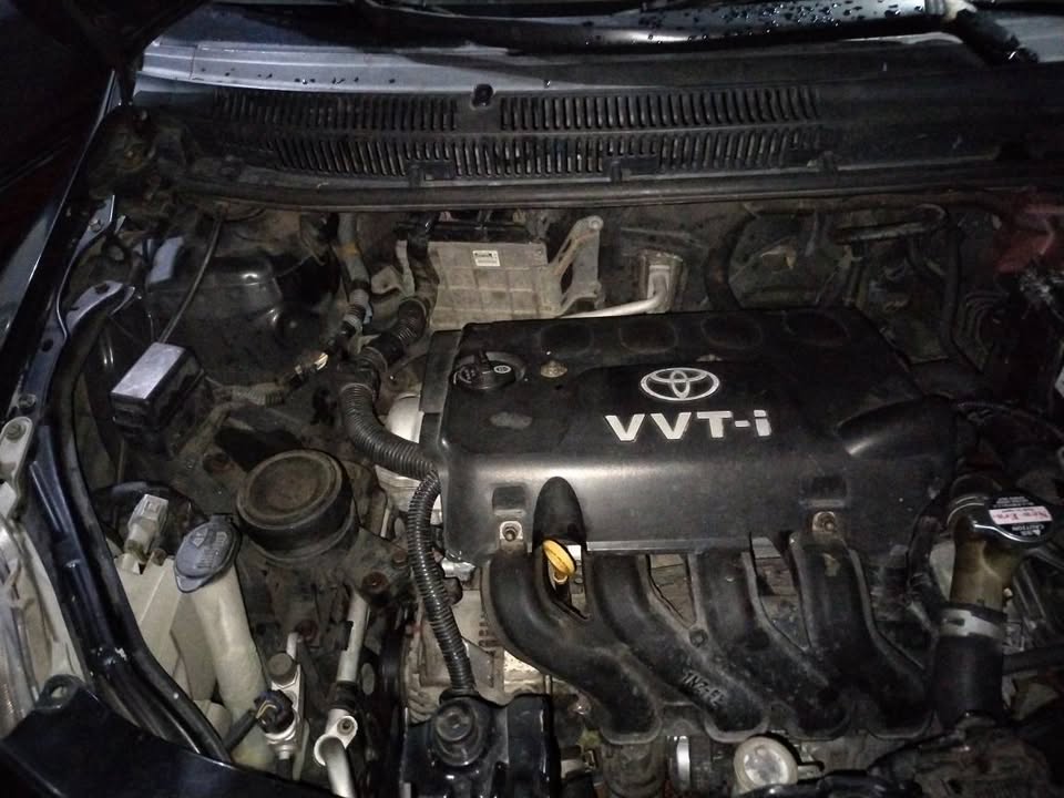2008 Toyota Yaris - foto 5