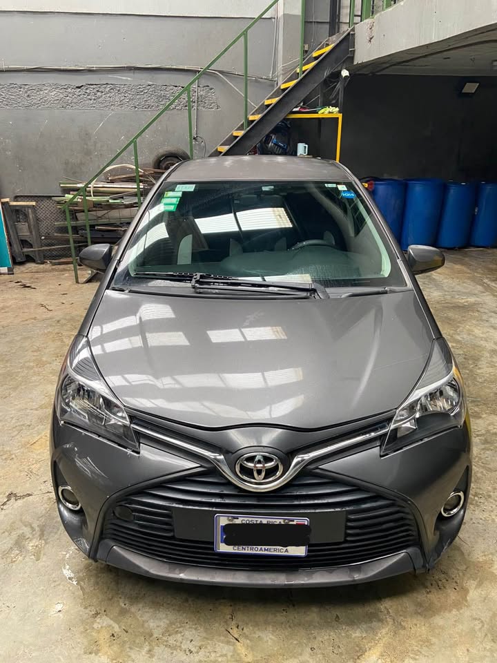 2015 Toyota Yaris - foto 3