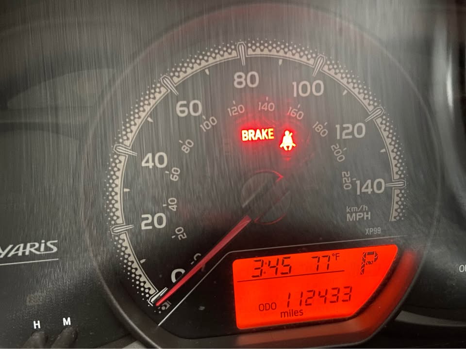 2015 Toyota Yaris - foto 5