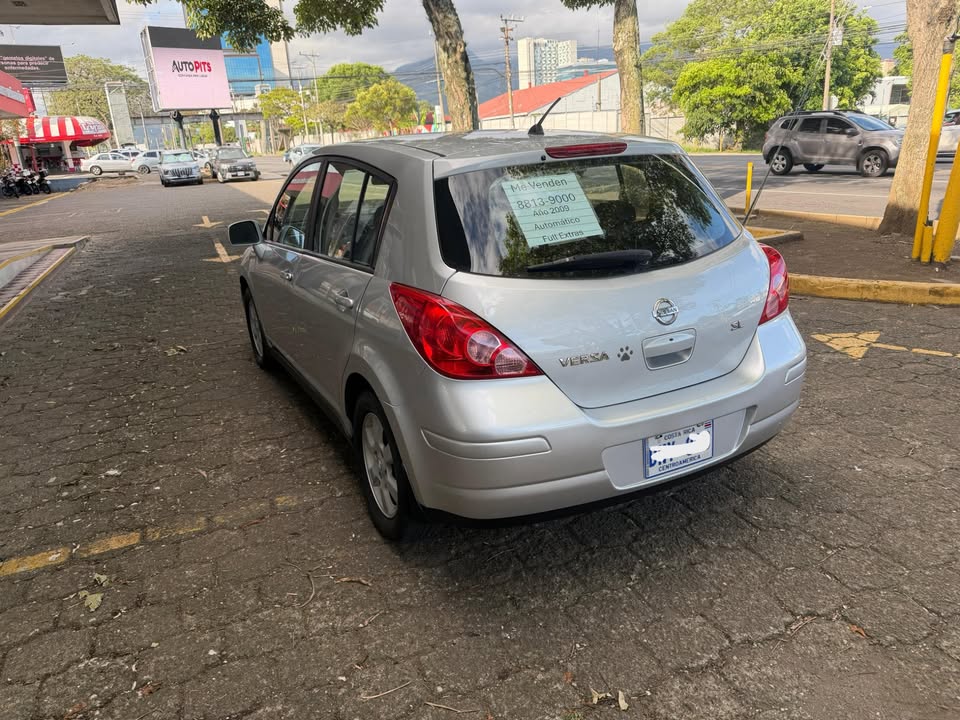 2009 Nissan Versa - foto 4