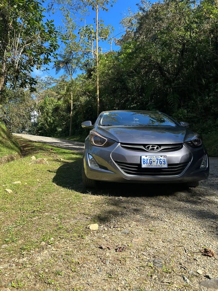 2016 Hyundai Elantra - foto 3