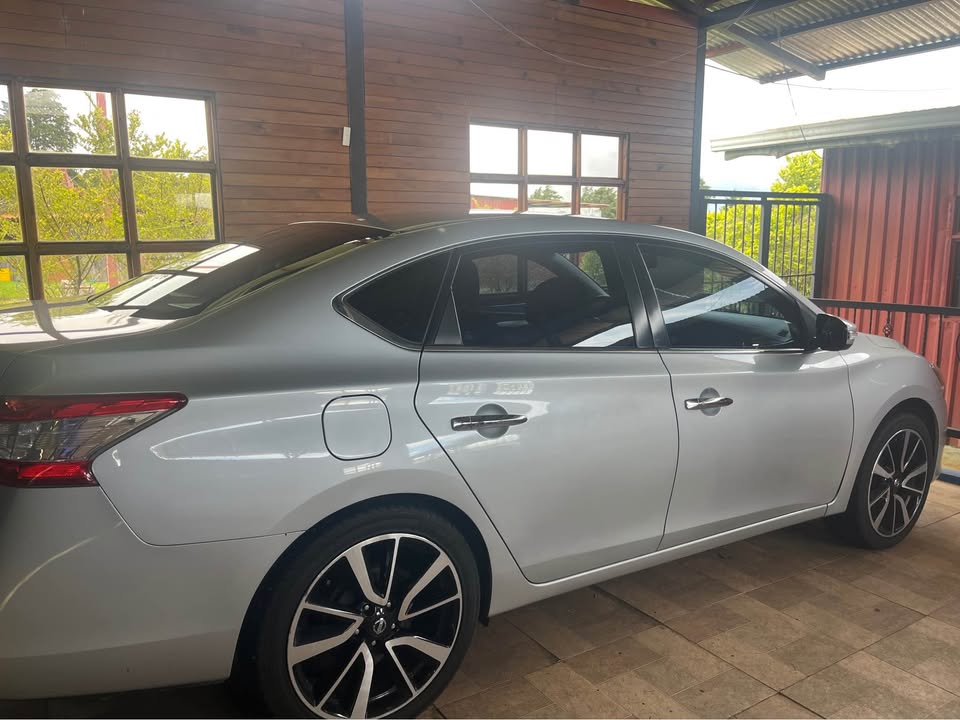 2016 Nissan Sentra - foto 5