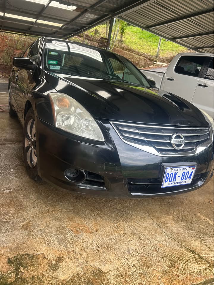 2010 Nissan Altima - foto 4