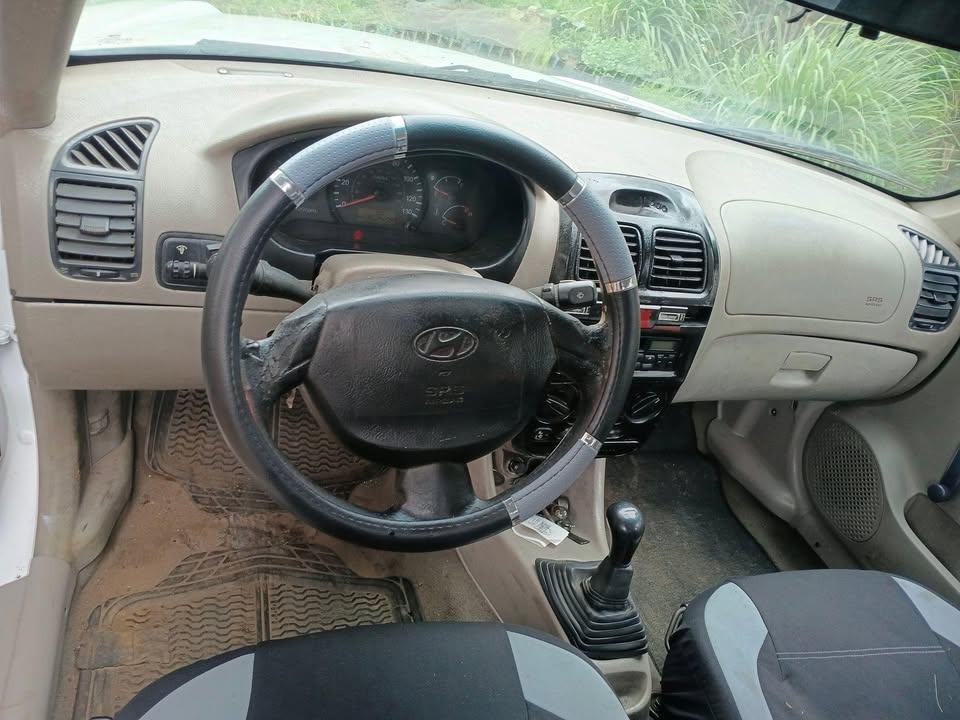 2003 Hyundai Accent - foto 3