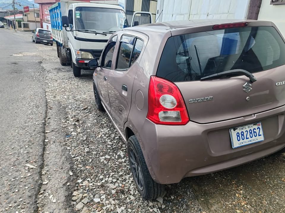 2011 Suzuki Celerio - foto 3