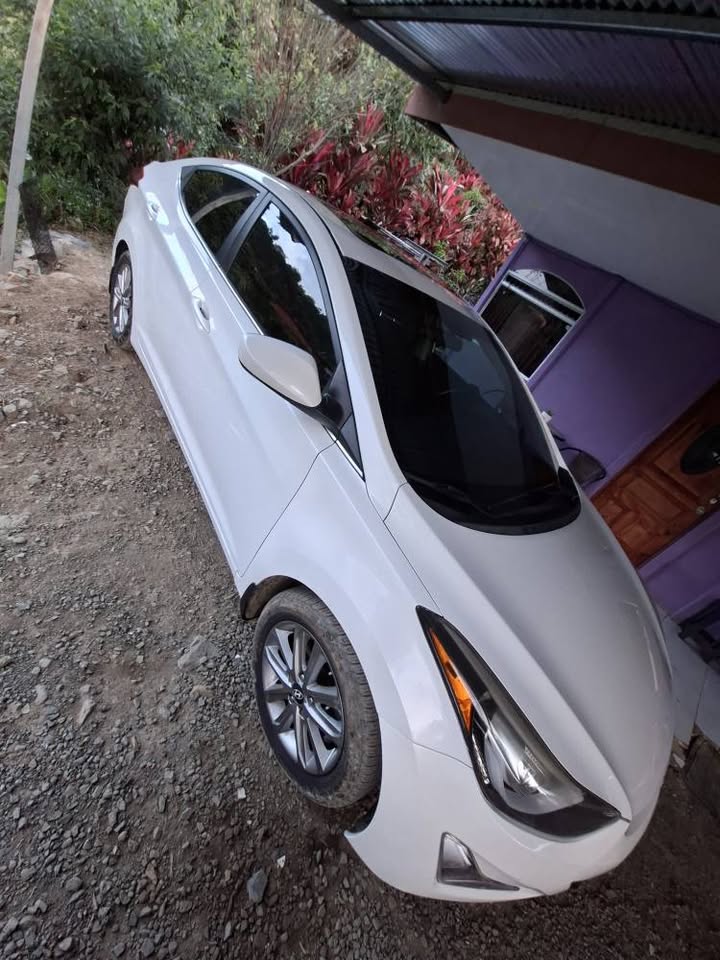 2015 Hyundai Elantra - foto 3