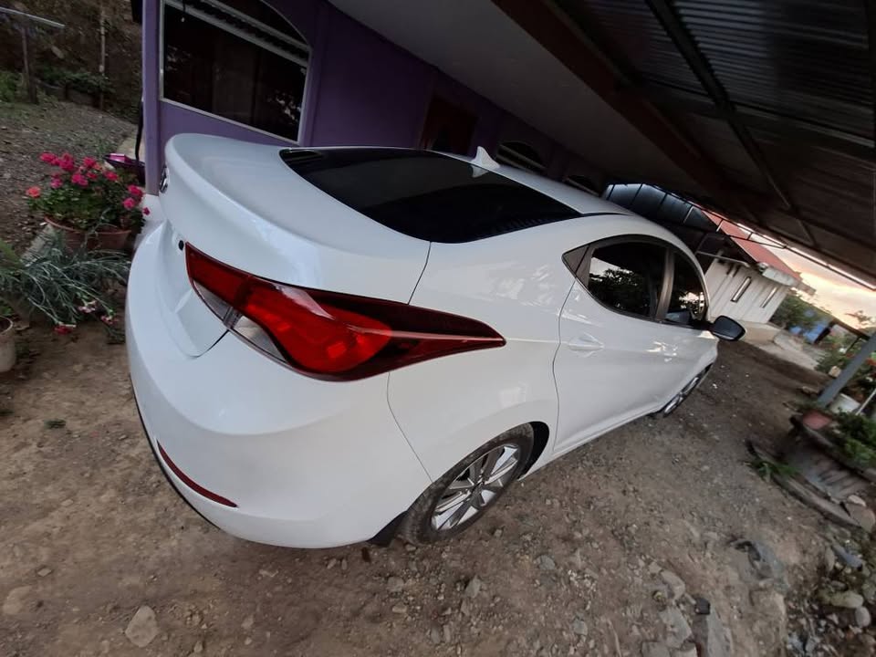 2015 Hyundai Elantra - foto 4