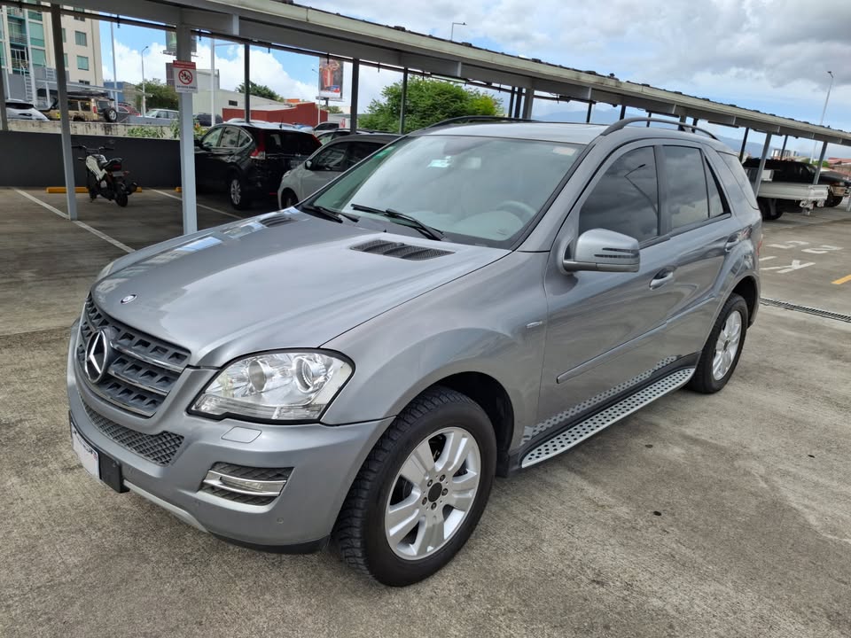 2011 Mercedes-Benz ML - foto 3