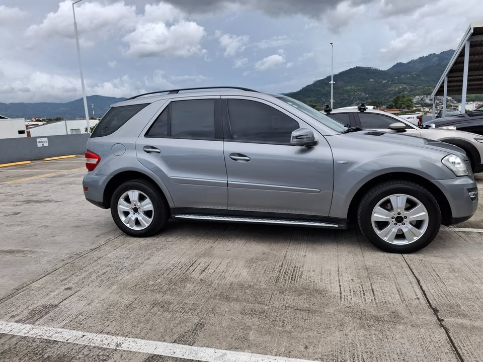 2011 Mercedes-Benz ML - foto 4