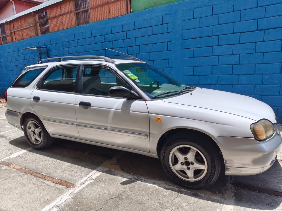 2003 Suzuki Baleno - foto 3