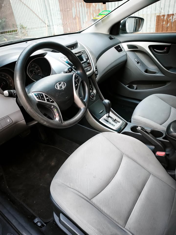 2013 Hyundai Elantra - foto 3