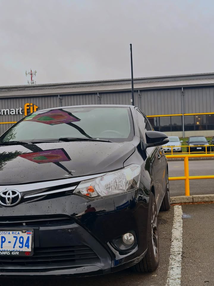 2014 Toyota Yaris - foto 3