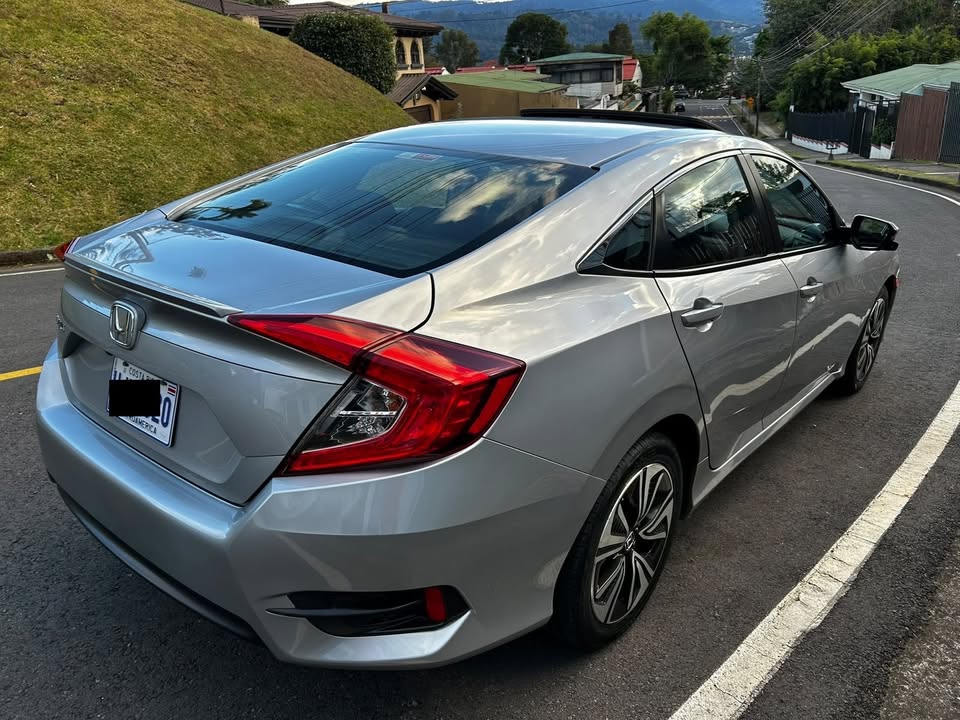 2016 Honda Civic - foto 4