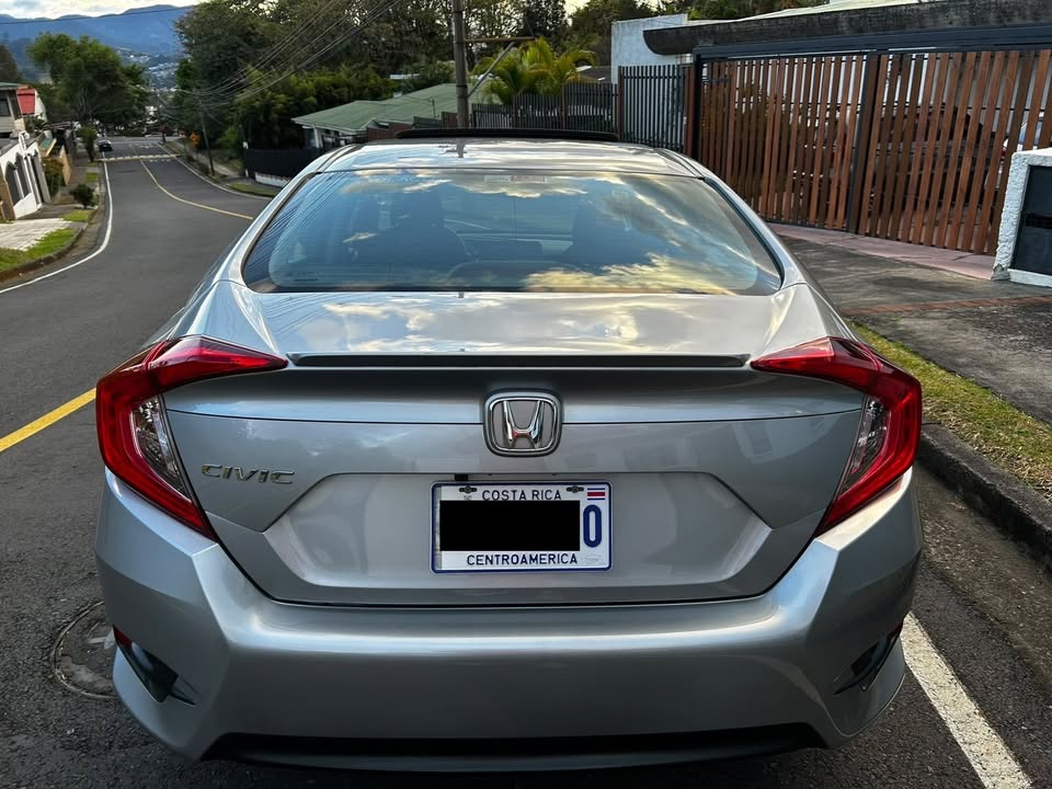 2016 Honda Civic - foto 5
