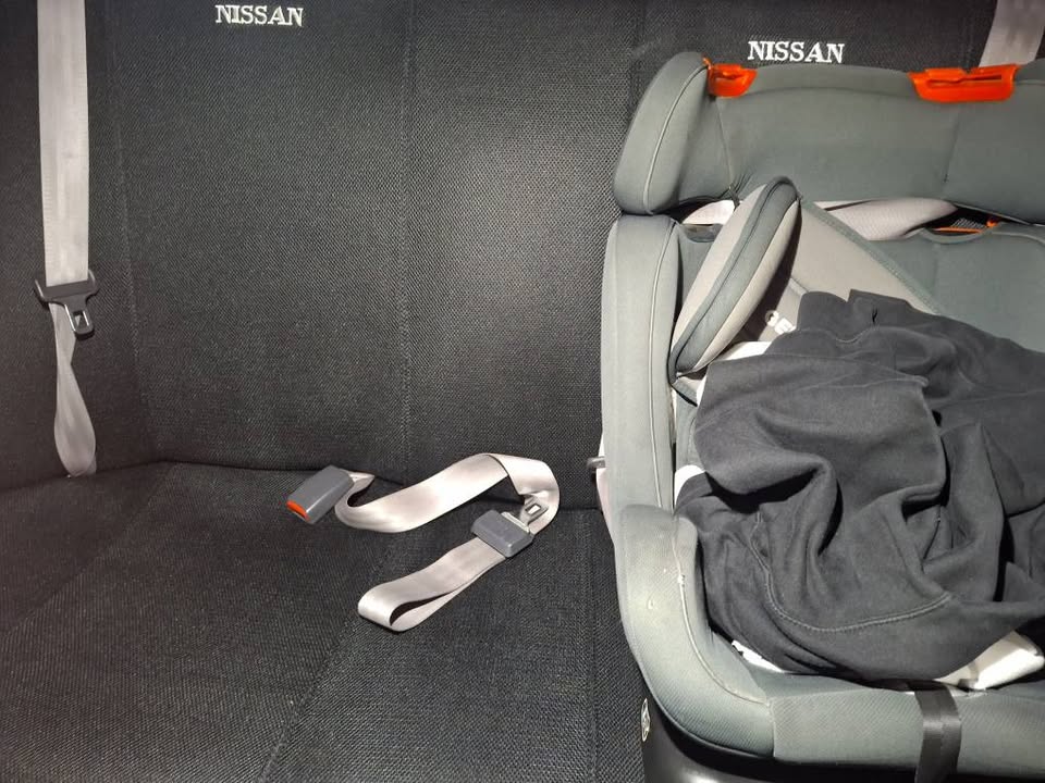 2003 Nissan Almera - foto 5