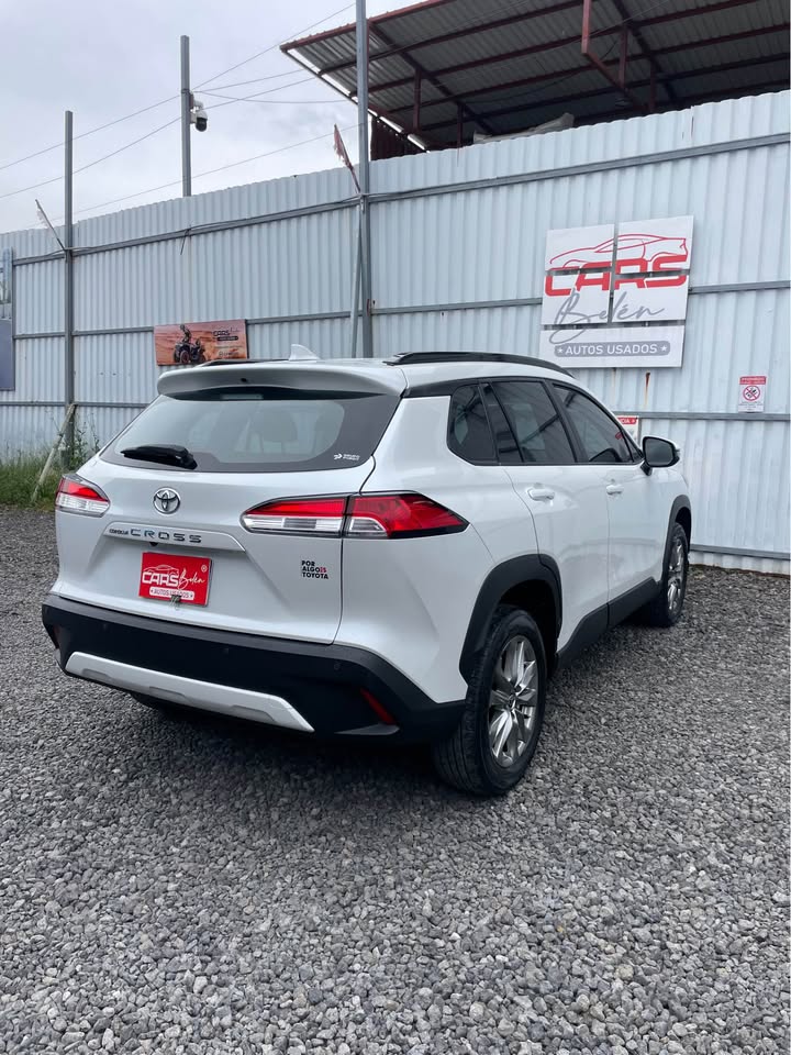 2024 Toyota Corolla Cross - foto 4