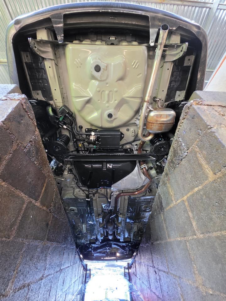 2009 Toyota Yaris Sedan - foto 4