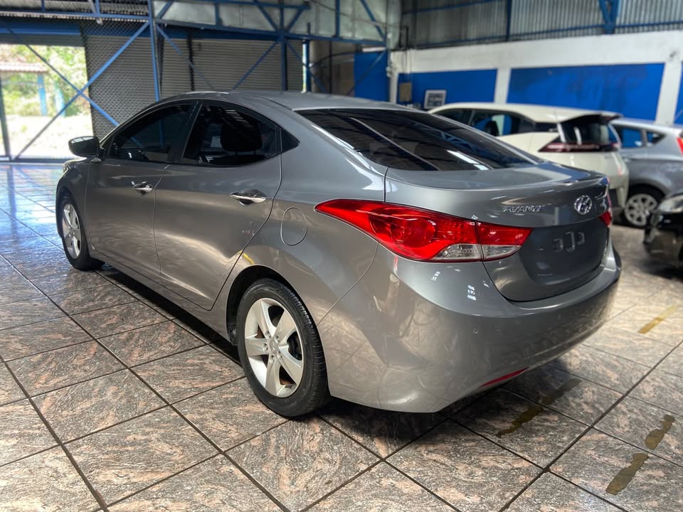 2011 Hyundai Avante - foto 5
