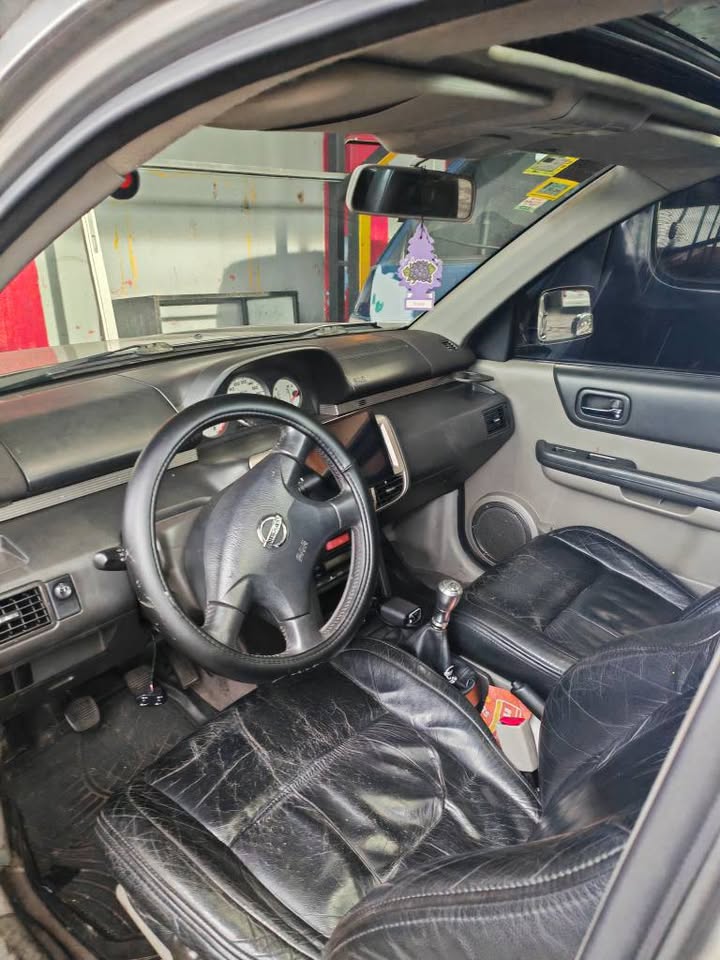 2004 Nissan X-Trail - foto 2