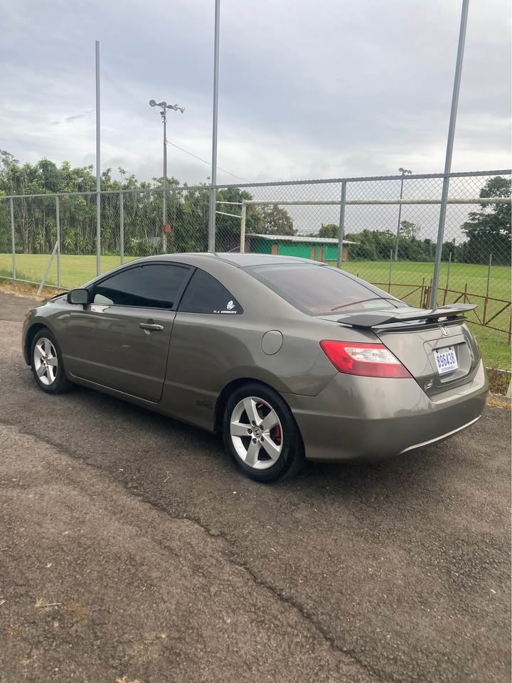 2007 Honda Civic - foto 2