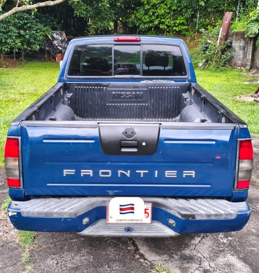 2001 Nissan Other - foto 2