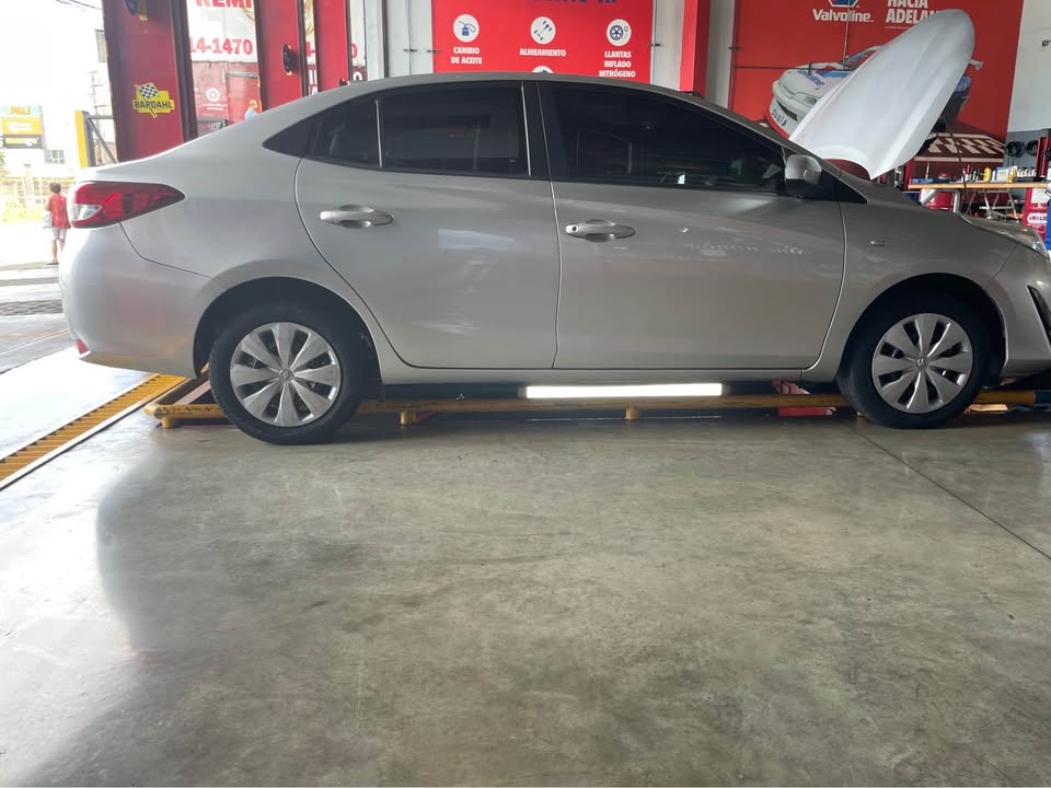 2019 Toyota Yaris - foto 3